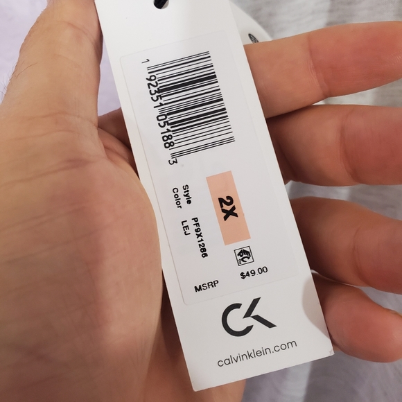 Calvin klein performance Top size 2X - Picture 3 of 3